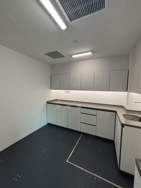 Hub Synergy Point, 70 Anson Road, 3,560 sqft, Office For Rent, by Zion Zhao 赵峻慷, 500185294 - Kitchen - CommercialGuru.com.sg