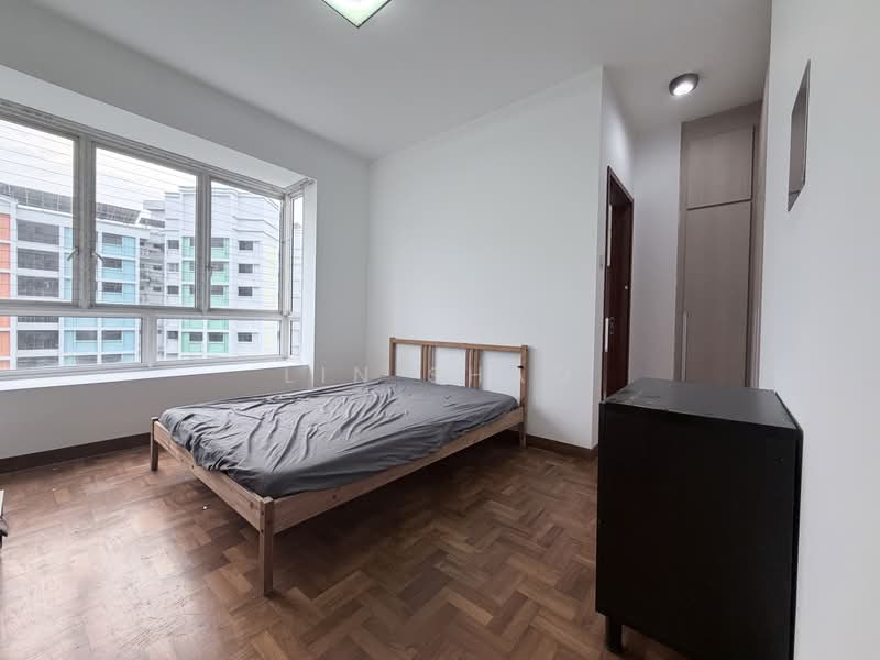 La Casa, 66 Woodlands Drive 16, 3 Bedrooms, 980 sqft, Condominium For Sale, by Lin Shao, 500185299 - Master Bedroom - PropertyGuru.com.sg