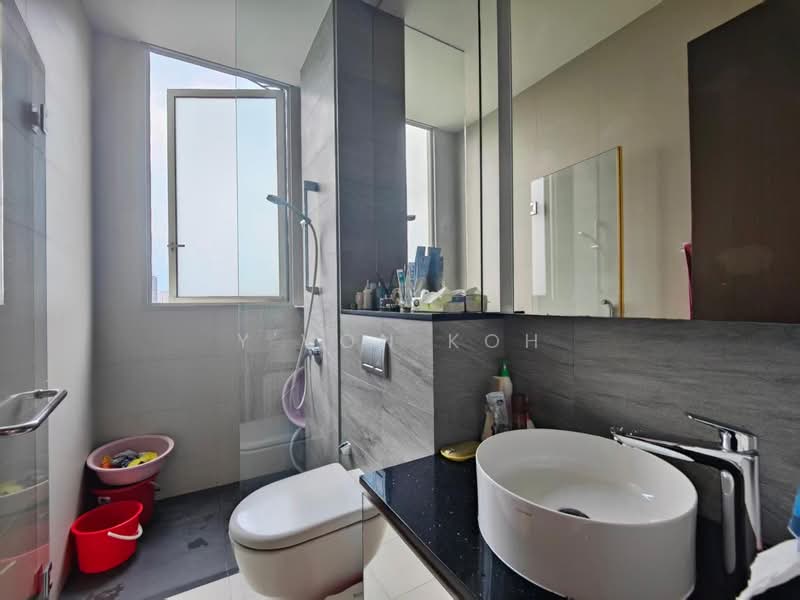 Kallang Riverside, 51 Kampong Bugis, 3 Bedrooms, 1,432 sqft, Condominium For Rent, by Y'von Koh, 500185300 - Bathroom - PropertyGuru.com.sg