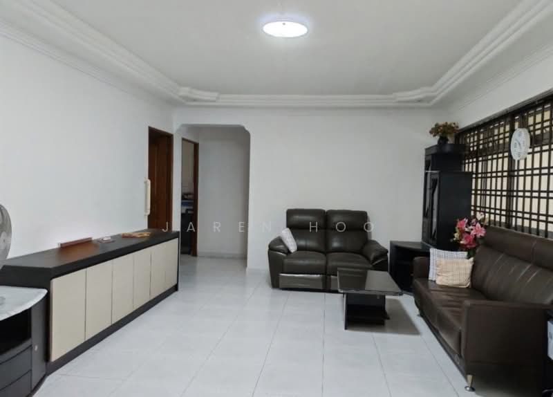 880 Woodlands Street 82, 880 Woodlands Street 82, 3 Bedrooms, 1,130 sqft, HDB Flat For Sale, by Jaren Hoo, 500185303 - Living Room - PropertyGuru.com.sg