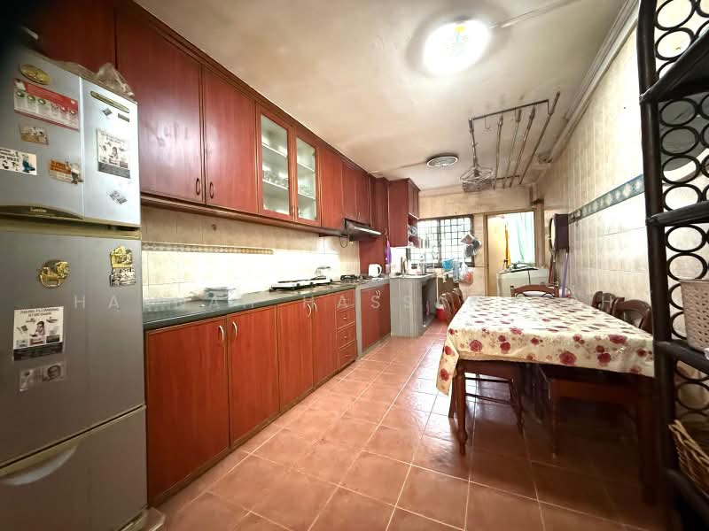 31 Marsiling Drive, 31 Marsiling Drive, 2 Bedrooms, 785 sqft, HDB Flat For Sale, by Hasnah Hassan Goh, 500185323 - Kitchen - PropertyGuru.com.sg