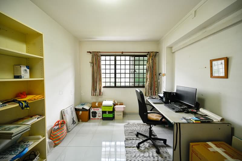 569 Pasir Ris Street 51, 569 Pasir Ris Street 51, 3 Bedrooms, 1,323 sqft, HDB Flat For Sale, by Desmond Tan, 500185328 - Study - PropertyGuru.com.sg
