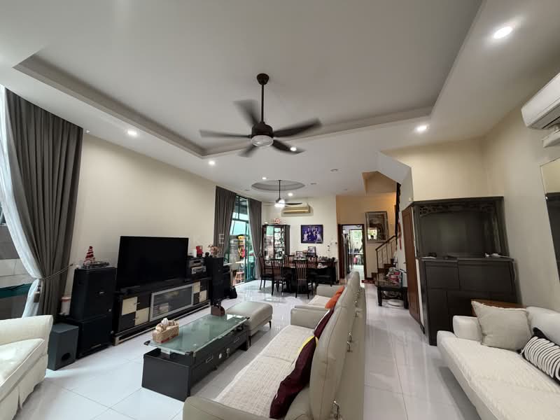 Corporation Semi D, Coporation Road, 7 Bedrooms, 2,346 sqft, Semi-Detached House For Sale, by Ken Tay, 500185336 - Living Room - PropertyGuru.com.sg