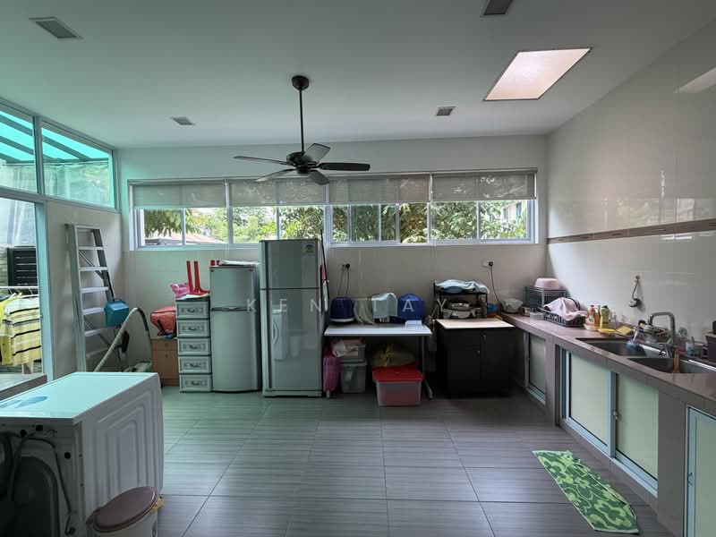 Corporation Semi D, Coporation Road, 7 Bedrooms, 2,346 sqft, Semi-Detached House For Sale, by Ken Tay, 500185336 - Kitchen - PropertyGuru.com.sg