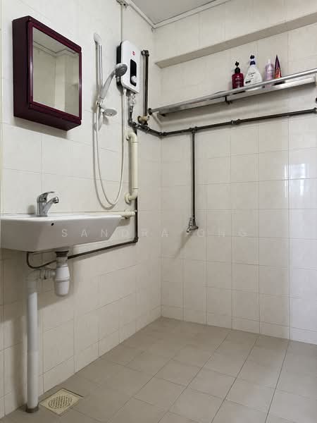 84 Whampoa Drive, 84 Whampoa Drive, 3 Bedrooms, 980 sqft, HDB Flat For Sale, by Sandra Ong, 500185340 - Bathroom - PropertyGuru.com.sg