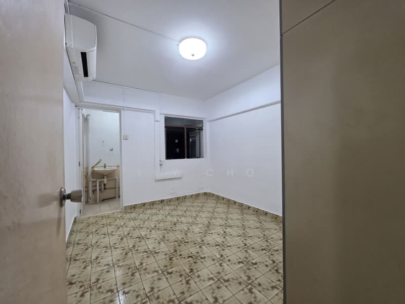 504 Ang Mo Kio Avenue 8, 504 Ang Mo Kio Avenue 8, 2 Bedrooms, 882 sqft, HDB Flat For Sale, by Ivy Cho, 500185348 - Interior - PropertyGuru.com.sg