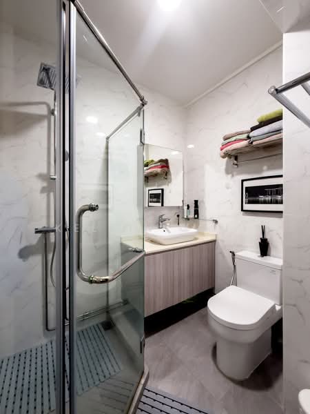 231 Bishan Street 23, 231 Bishan Street 23, 4 Bedrooms, 1,572 sqft, HDB Flat For Sale, by Kelvin Chua, 500185355 - Bathroom - PropertyGuru.com.sg