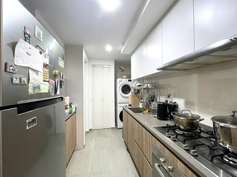 Rivercove Residences EC, 20 Anchorvale Ln, 3 Bedrooms, 958 sqft, Condominium For Sale, by Michelle Lee, 500185356 - Kitchen - PropertyGuru.com.sg