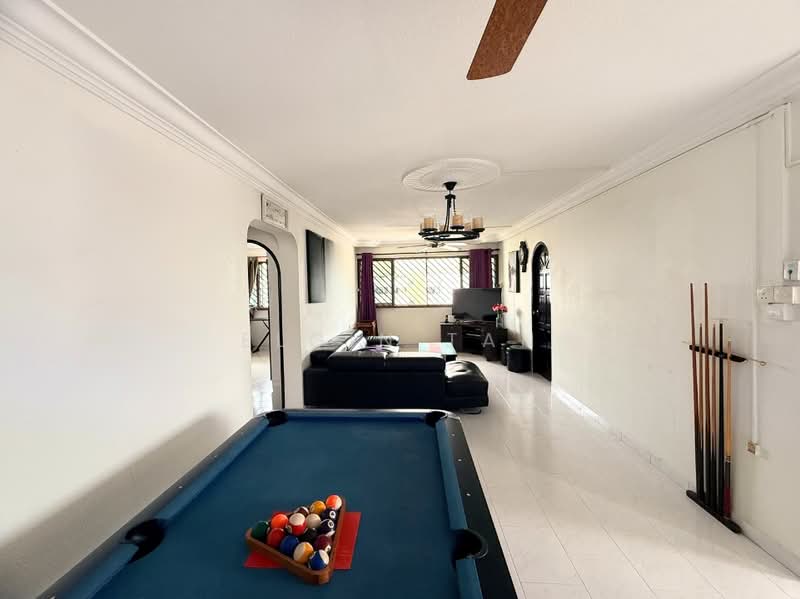 367 Yishun Ring Road, 367 Yishun Ring Road, 4 Bedrooms, 1,302 sqft, HDB Flat For Sale, by Elgin Tan, 500185357 - Living Room - PropertyGuru.com.sg