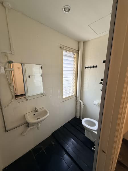 Trengganu Street, Trengganu Street, 785 sqft, Office For Rent, by Patricia Chia, 500185358 - Bathroom - CommercialGuru.com.sg
