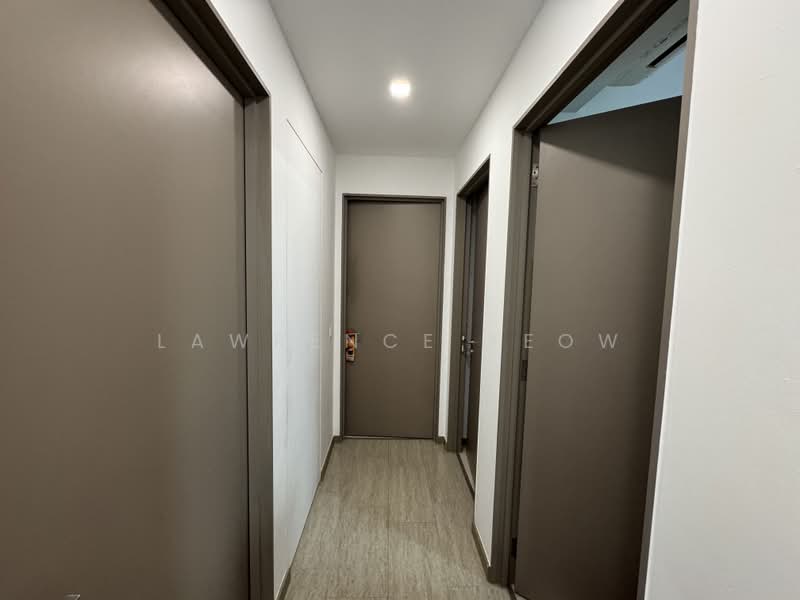 Waterwoods, 25 Punggol Field Walk, 3 Bedrooms, 1,044 sqft, Executive Condominium For Sale, by Lawrence Yeow, 500185360 - Corridor - PropertyGuru.com.sg