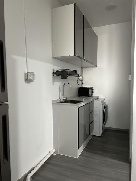 999K Serangoon Road, Serangoon Road, Room Rental, 250 sqft, Terraced House For Rent, by Iris Lee, 500185367 - Kitchen - PropertyGuru.com.sg