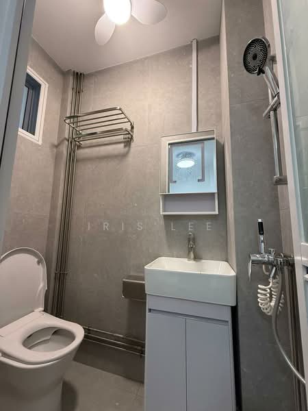 999K Serangoon Road, Serangoon Road, 1 Bedroom, 256 sqft, Terraced House For Rent, by Iris Lee, 500185367 - Bathroom - PropertyGuru.com.sg