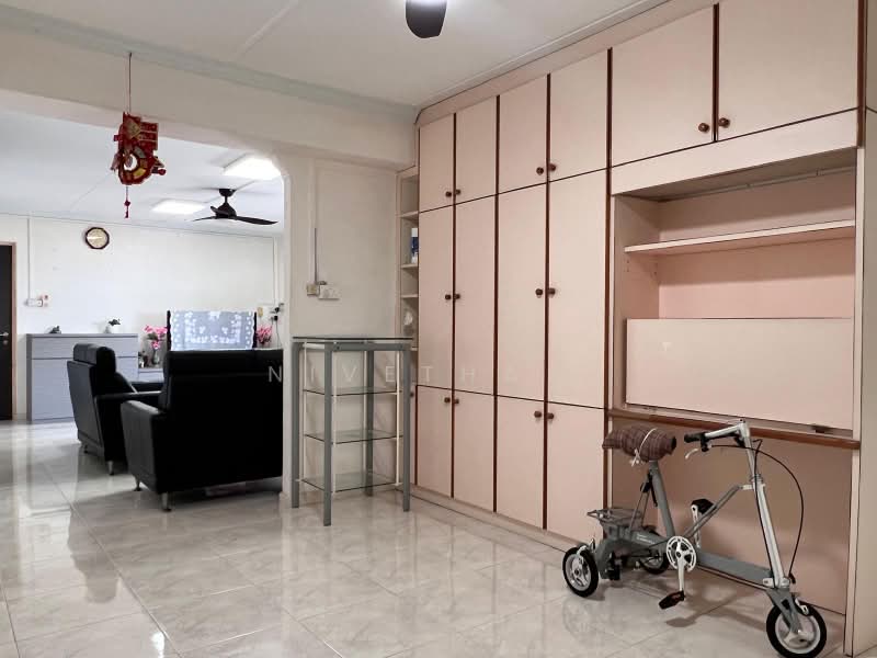 250 Pasir Ris Street 21, 250 Pasir Ris Street 21, 4 Bedrooms, 1,615 sqft, HDB Flat For Sale, by Nivetha ., 500185372 - Living Room - PropertyGuru.com.sg