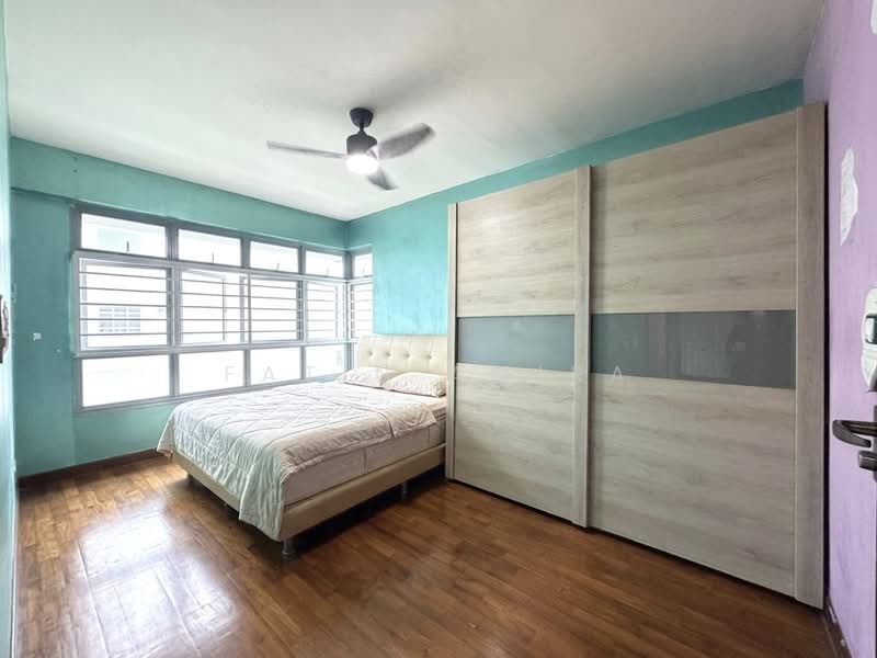 476A Upper Serangoon View, 476A Upper Serangoon View, 2 Bedrooms, 721 sqft, HDB Flat For Sale, by Fatin Amira, 500185376 - Bedroom - PropertyGuru.com.sg