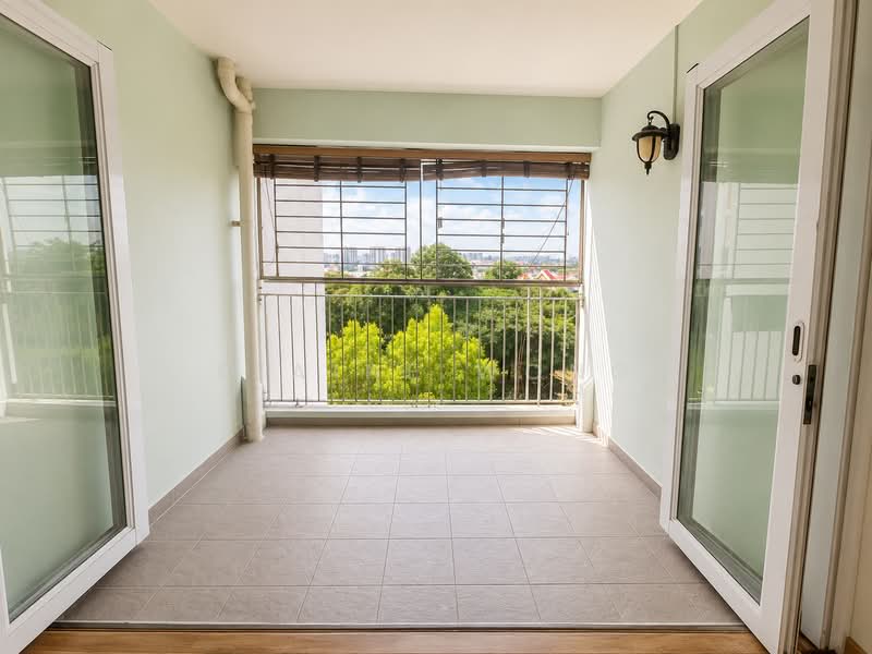 460 Ang Mo Kio Avenue 10, 460 Ang Mo Kio Avenue 10, 3 Bedrooms, 1,291 sqft, HDB Flat For Sale, by Elaine Wong, 500185383 - Balcony - PropertyGuru.com.sg