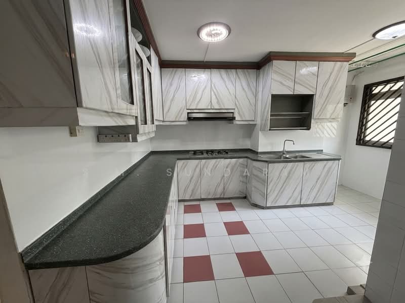 521 Serangoon North Avenue 4, 521 Serangoon North Avenue 4, 3 Bedrooms, 1,141 sqft, HDB Flat For Sale, by S.M. SUNDARAM, 500185389 - Kitchen - PropertyGuru.com.sg