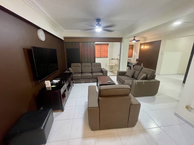 760 Woodlands Avenue 6, 760 Woodlands Avenue 6, 4 Bedrooms, 1,313 sqft, HDB Flat For Sale, by Ashcvin Mani, 500185391 - Living Room - PropertyGuru.com.sg
