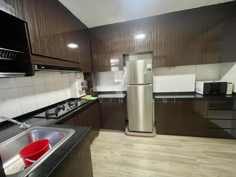 760 Woodlands Avenue 6, 760 Woodlands Avenue 6, 4 Bedrooms, 1,313 sqft, HDB Flat For Sale, by Ashcvin Mani, 500185391 - Kitchen - PropertyGuru.com.sg