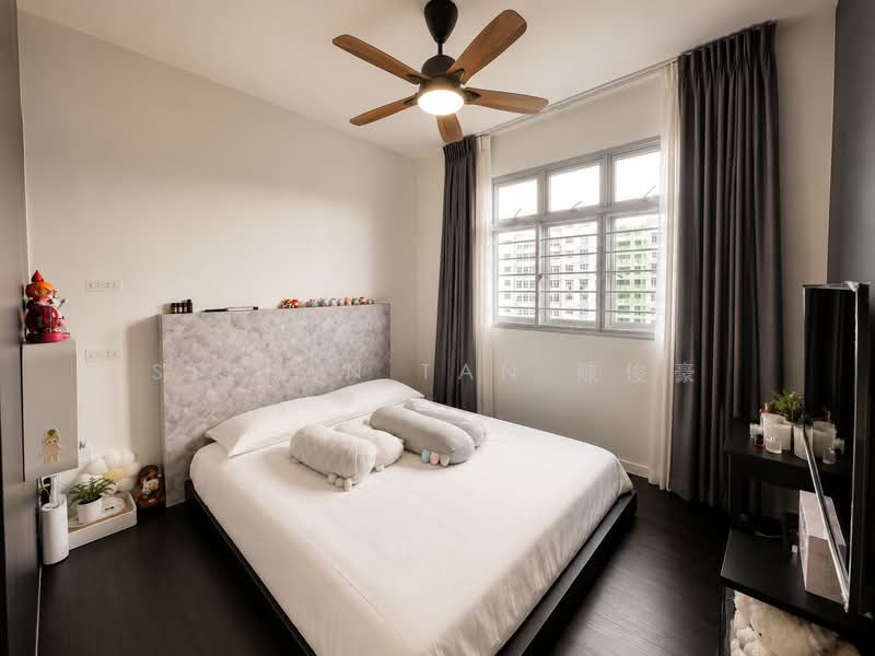 120A Canberra Crescent, 120A Canberra Crescent, 3 Bedrooms, 1,216 sqft, HDB Flat For Sale, by Stefan Tan 陳俊豪, 500185415 - Bedroom - PropertyGuru.com.sg