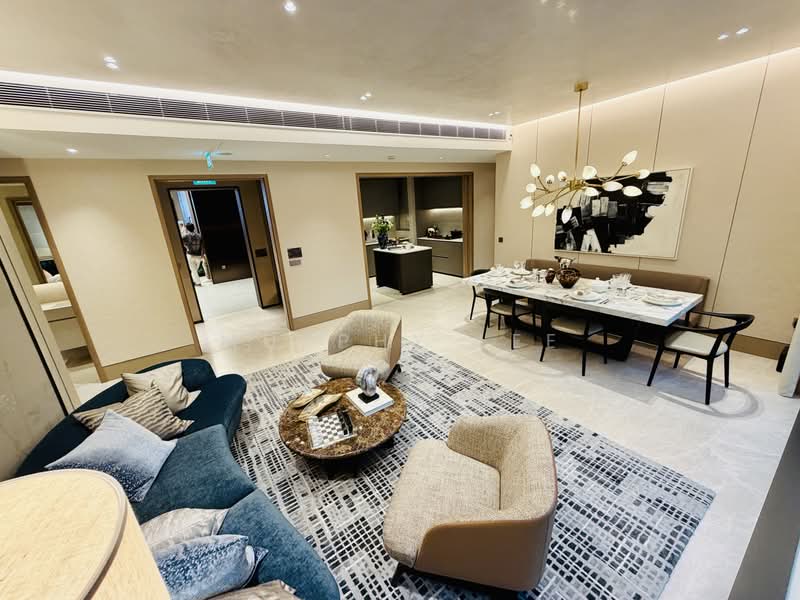 Aurea, 802 Beach Road, 4 Bedrooms, 1,442 sqft, Condominium For Sale, by Murphy Lee, 500185433 - Living Room - PropertyGuru.com.sg