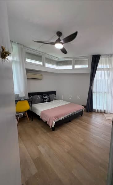 Starpoint, 319 Pasir Panjang Road, Room Rental, 400 sqft, Condominium For Rent, by Patrick Lim, 500185438 - Master Bedroom with ensuite Bathroom - PropertyGuru.com.sg