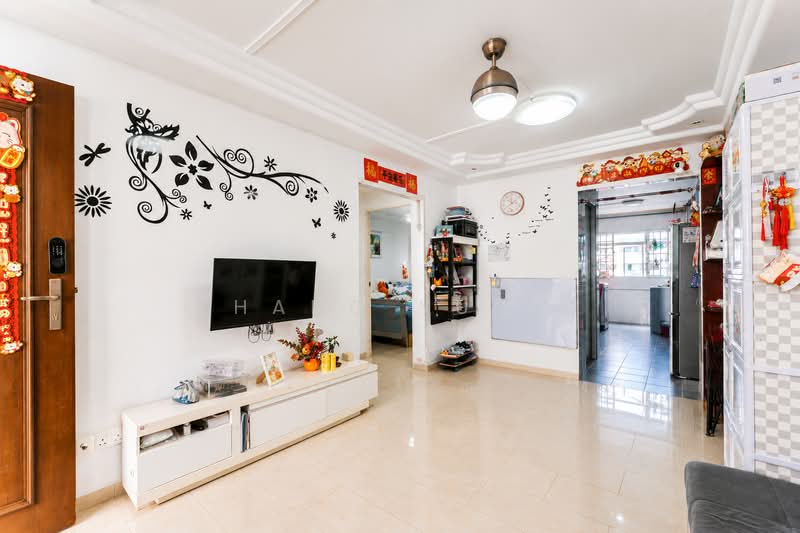 171 Yishun Avenue 7, 171 Yishun Avenue 7, 2 Bedrooms, 689 sqft, HDB Flat For Sale, by Zhang Yuchi, 500185443 - Living Room - PropertyGuru.com.sg