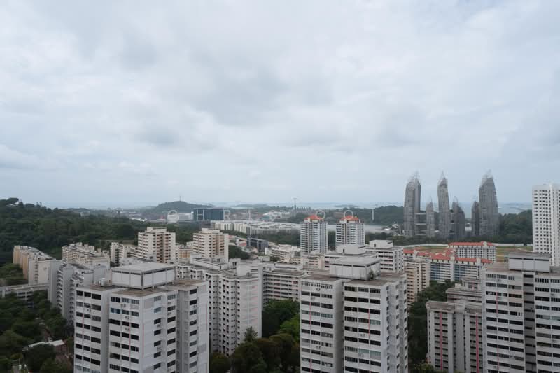 86 Telok Blangah Heights, 86 Telok Blangah Heights, 3 Bedrooms, 969 sqft, HDB Flat For Sale, by Chris Ooi, 500185448 - Exterior - PropertyGuru.com.sg