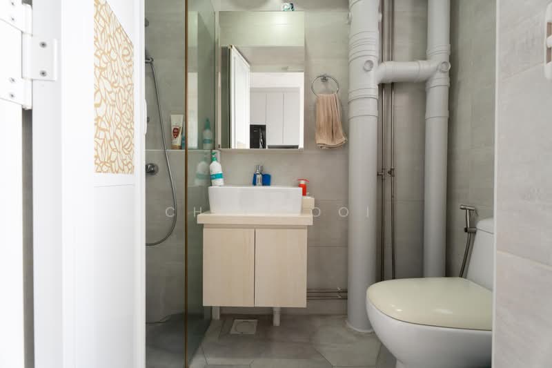 86 Telok Blangah Heights, 86 Telok Blangah Heights, 3 Bedrooms, 969 sqft, HDB Flat For Sale, by Chris Ooi, 500185448 - Bathroom - PropertyGuru.com.sg