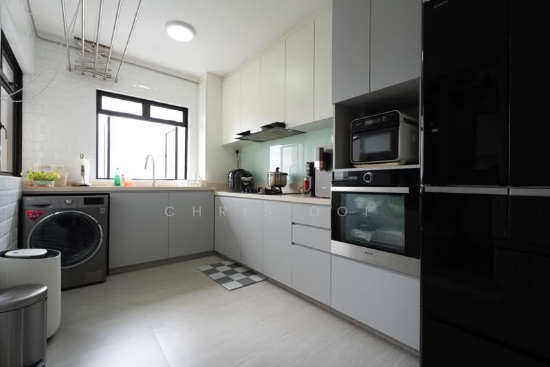 86 Telok Blangah Heights, 86 Telok Blangah Heights, 3 Bedrooms, 969 sqft, HDB Flat For Sale, by Chris Ooi, 500185448 - Kitchen - PropertyGuru.com.sg