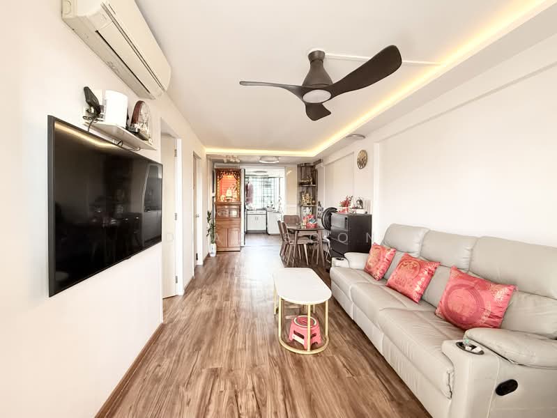 501 Bedok North Street 3, 501 Bedok North Street 3, 2 Bedrooms, 635 sqft, HDB Flat For Sale, by Diaz Soon, 500185449 - Living Room - PropertyGuru.com.sg