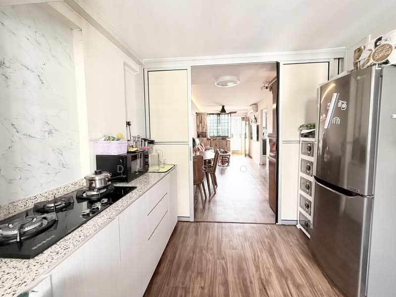 501 Bedok North Street 3, 501 Bedok North Street 3, 2 Bedrooms, 635 sqft, HDB Flat For Sale, by Diaz Soon, 500185449 - Kitchen - PropertyGuru.com.sg