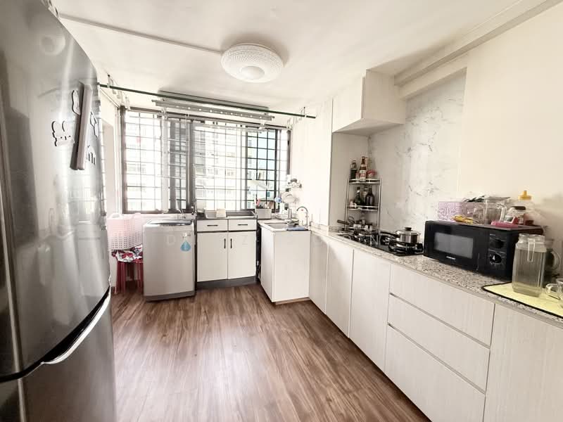 501 Bedok North Street 3, 501 Bedok North Street 3, 2 Bedrooms, 635 sqft, HDB Flat For Sale, by Diaz Soon, 500185449 - Kitchen - PropertyGuru.com.sg