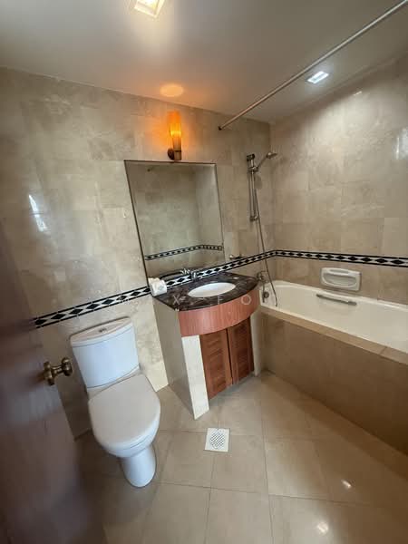 The Princeton, 2 Ewe Boon Road, 2 Bedrooms, 861 sqft, Apartment For Sale, by Max Foo, 500185450 - Bathroom - PropertyGuru.com.sg