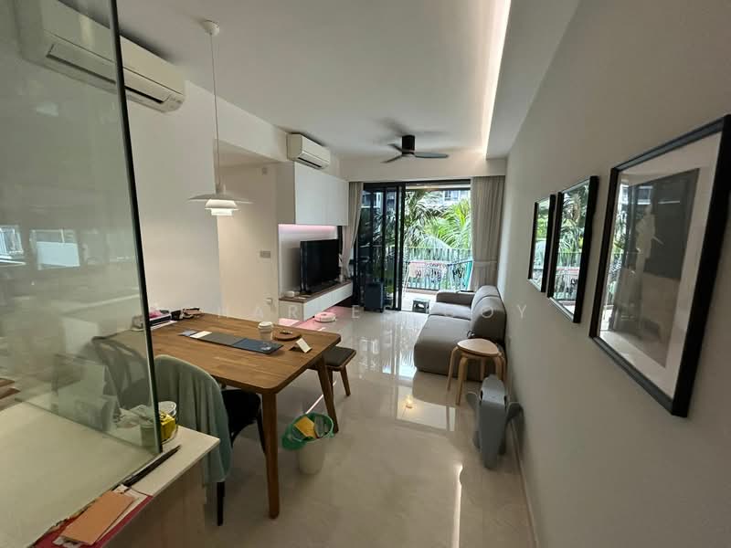 Grandeur Park Residences, 1 Bedok South Avenue 3, 3 Bedrooms, 883 sqft, Condominium For Sale, by Charles Goy, 500185451 - Living Room - PropertyGuru.com.sg