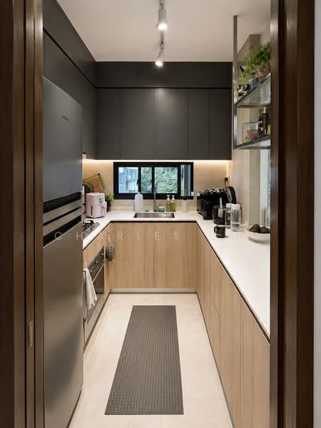 Grandeur Park Residences, 1 Bedok South Avenue 3, 3 Bedrooms, 883 sqft, Condominium For Sale, by Charles Goy, 500185451 - Kitchen - PropertyGuru.com.sg