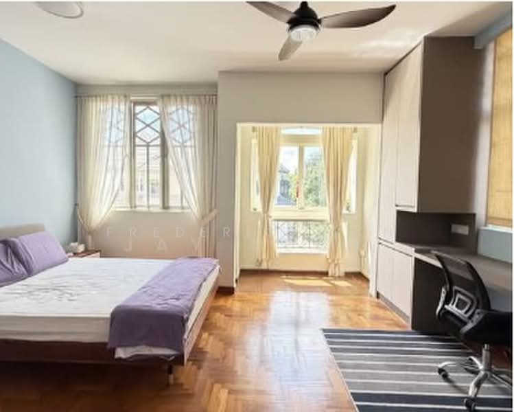 Corner Terrace Large Land Near Rosyth School & Serangoon North MRT, , 6 Bedrooms, 3,800 sqft, Corner Terrace For Sale, by Frederick Koh, 500185455 - Bedroom - PropertyGuru.com.sg