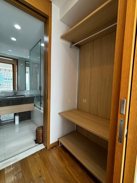 Concourse Skyline, 296 Beach Road, 2 Bedrooms, 1,098 sqft, Condominium For Rent, by Li Lin, 500185457 - Bathroom - PropertyGuru.com.sg