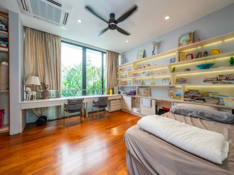 ⭐️Move in condition⭐️南洋&莱小一公里内⭐️Best Buy⭐️Fiona 国凤 8218☎️5108, Duchess Road, Duchess Avenue, Coronation Drive, Coronation Road, 5 Bedrooms, 7,500 sqft, Detached House For Sale, by Fiona Yin 国凤, 500185458 - Bedroom - PropertyGuru.com.sg
