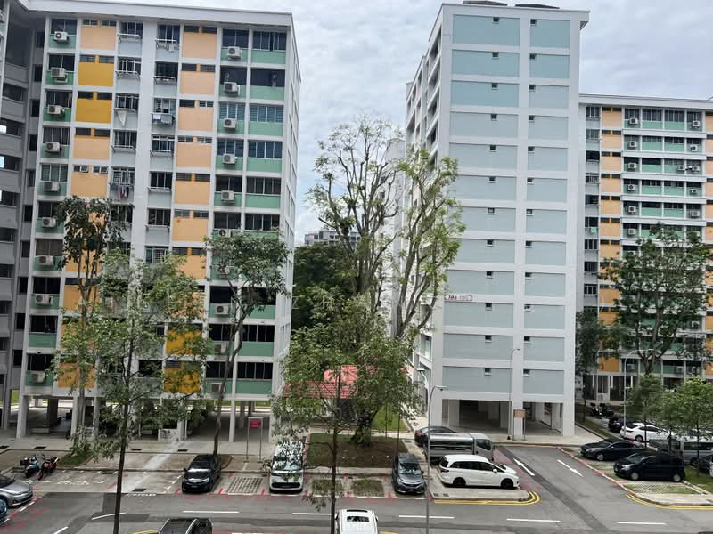 305 Yishun Central, 305 Yishun Central, Room Rental, 180 sqft, HDB Flat For Rent, by Aileen Zhang (爱琳), 500185460 - Exterior - PropertyGuru.com.sg