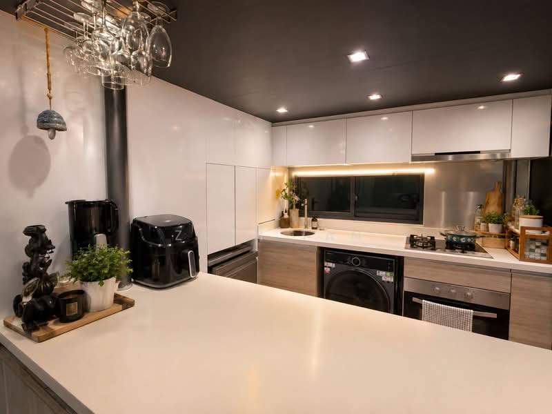 Boathouse Residences, 23 Upper Serangoon View, 3 Bedrooms, 915 sqft, Condominium For Sale, by Zach Tan, 500185463 - PropertyGuru.com.sg