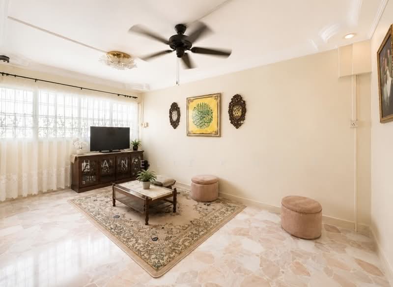 284 Tampines Street 22, 284 Tampines Street 22, 2 Bedrooms, 797 sqft, HDB Flat For Sale, by Chanelle K Noor, 500185465 - PropertyGuru.com.sg