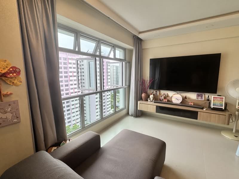 226B Sumang Lane, 226B Sumang Lane, 3 Bedrooms, 1,001 sqft, HDB Flat For Sale, by Nico Lim, 500185470 - Living Room - PropertyGuru.com.sg