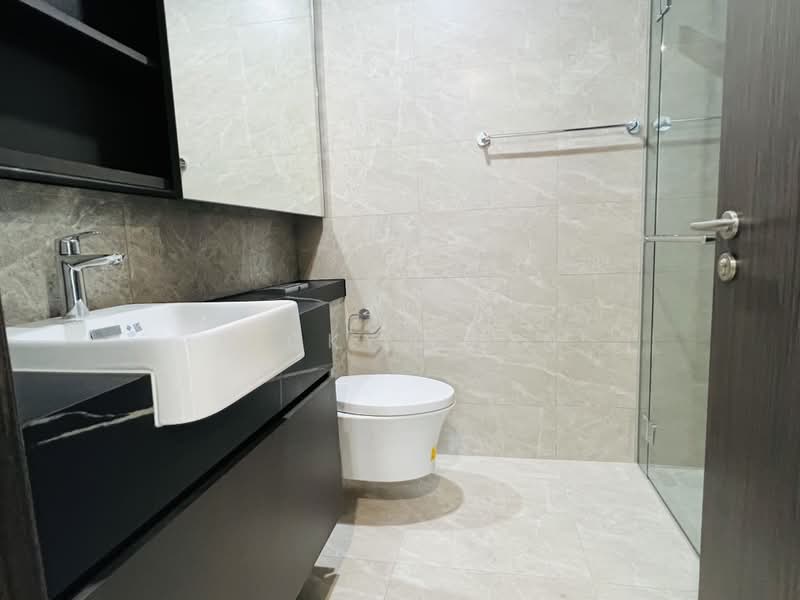 Parc Clematis, 8A Jalan Lempeng, 2 Bedrooms, 721 sqft, Condominium For Sale, by Vicky Chen, 500185480 - Bathroom - PropertyGuru.com.sg