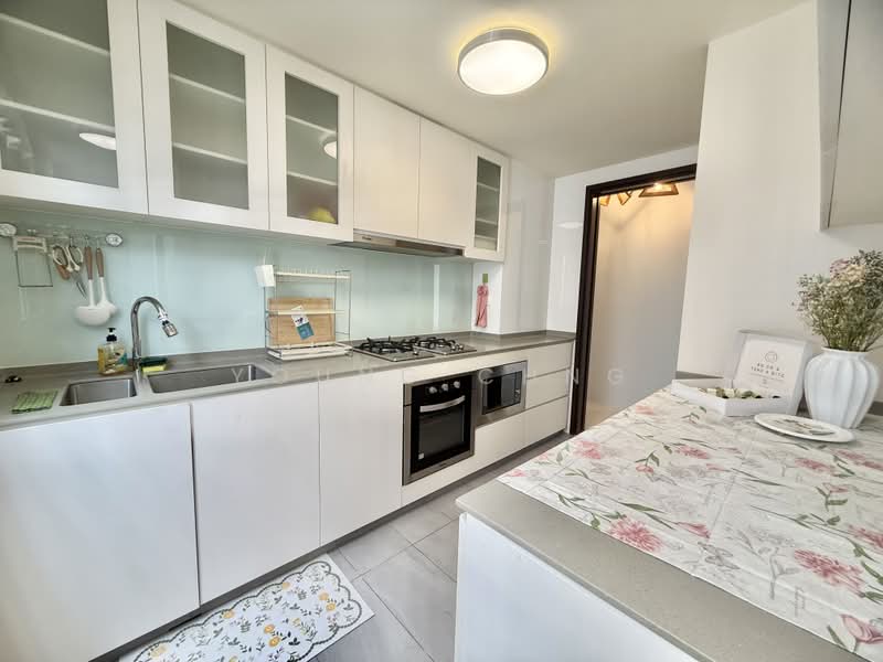 The Inflora, 51 Flora Drive, Room Rental, 200 sqft, Condominium For Rent, by Young Chng, 500185484 - Kitchen - PropertyGuru.com.sg