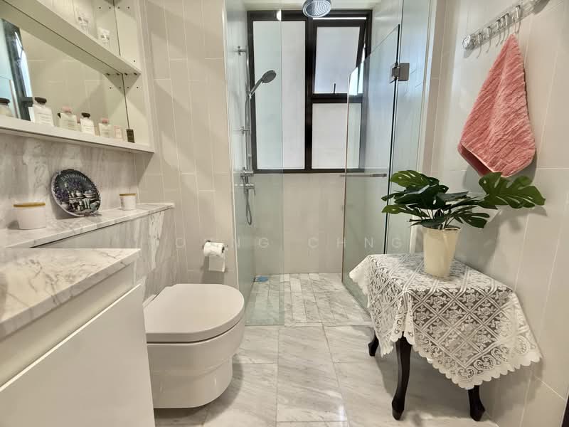 The Inflora, 51 Flora Drive, Room Rental, 200 sqft, Condominium For Rent, by Young Chng, 500185484 - Bathroom - PropertyGuru.com.sg