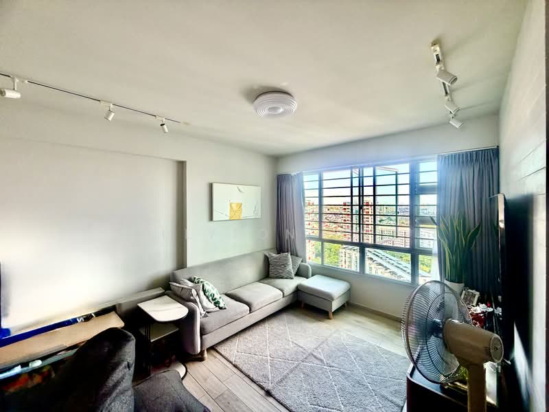 455B Teck Ghee Parkview, 455B Ang Mo Kio Street 44, 3 Bedrooms, 1,000 sqft, HDB Flat For Sale, by Allyson Ong, 500185487 - Living Room - PropertyGuru.com.sg