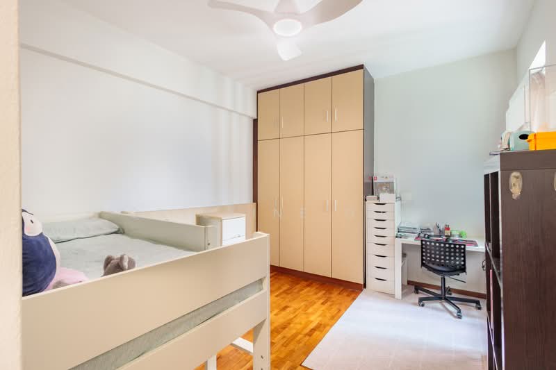 The Trevose, 56 Trevose Crescent, 4 Bedrooms, 1,894 sqft, Condominium For Sale, by Qristine Goh, 500185491 - Bedroom - PropertyGuru.com.sg
