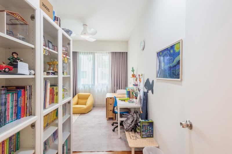 The Trevose, 56 Trevose Crescent, 4 Bedrooms, 1,894 sqft, Condominium For Sale, by Qristine Goh, 500185491 - Study - PropertyGuru.com.sg