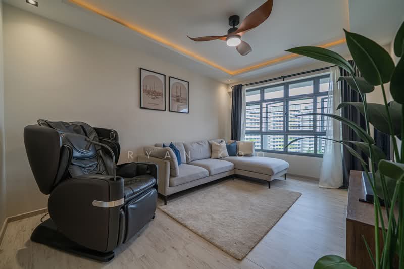627A Tampines Street 61, 627A Tampines Street 61, 3 Bedrooms, 1,001 sqft, HDB Flat For Sale, by Ryan Koo, 500185499 - Living Room - PropertyGuru.com.sg